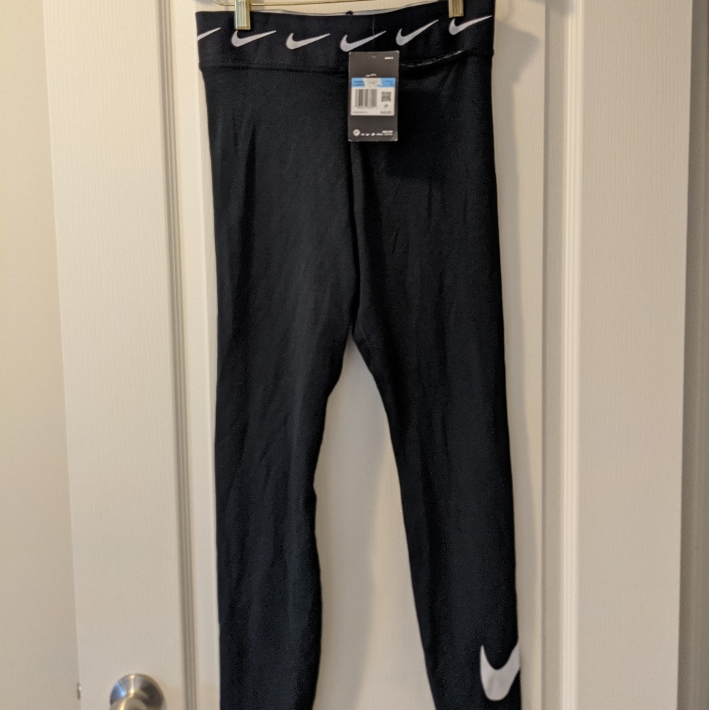 **damaged** women's Nike leggings NWT